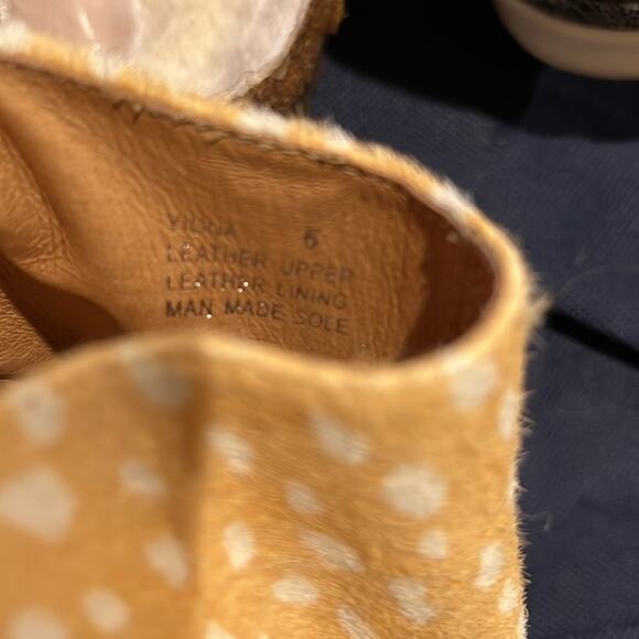 Chocolat Blu Yiona Leather Genuine Calf Hair Wedge Mule Sandal Shoe Size 6 - Picture 2 of 10